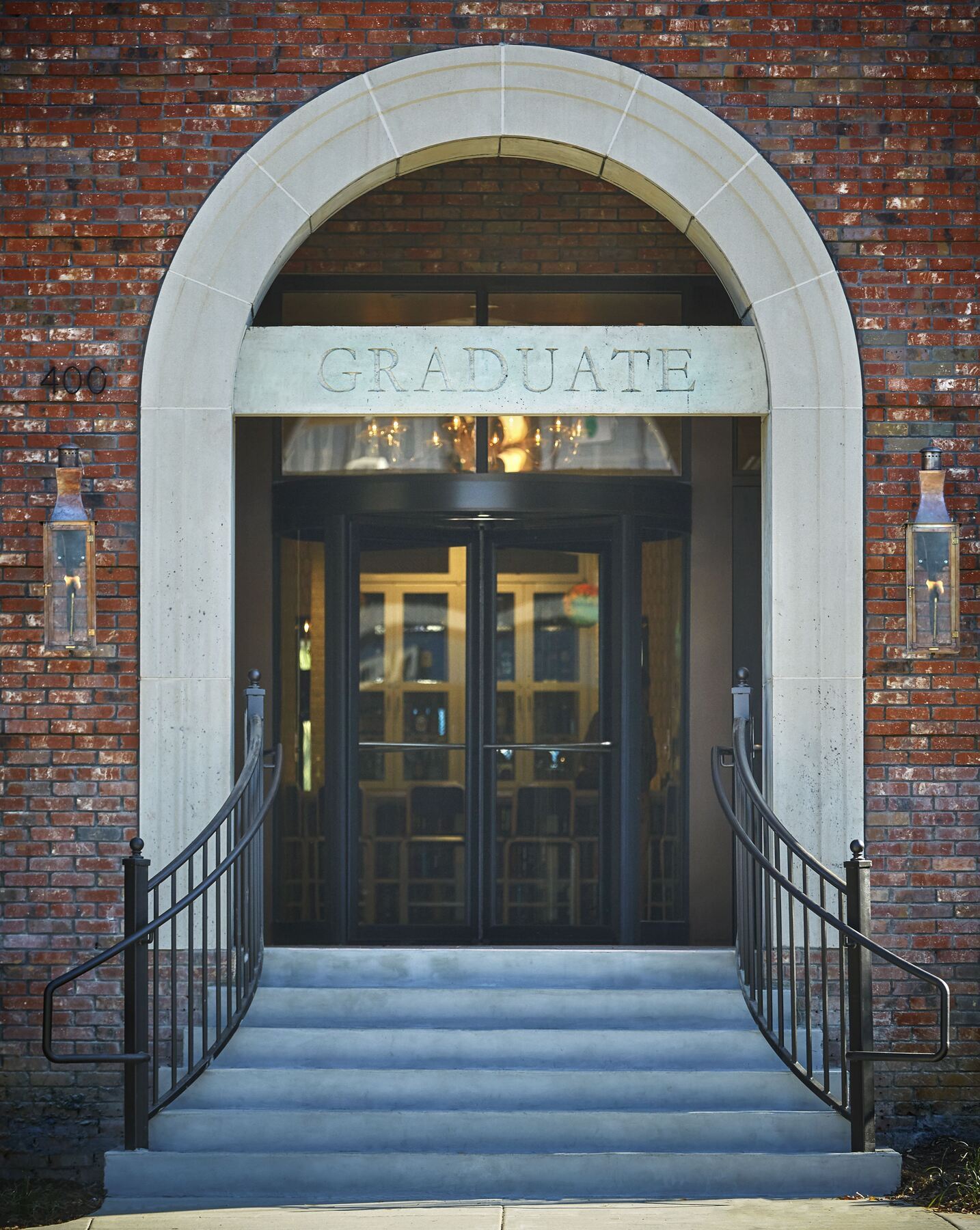 Graduate By Hilton Oxford Hotel Exterior photo